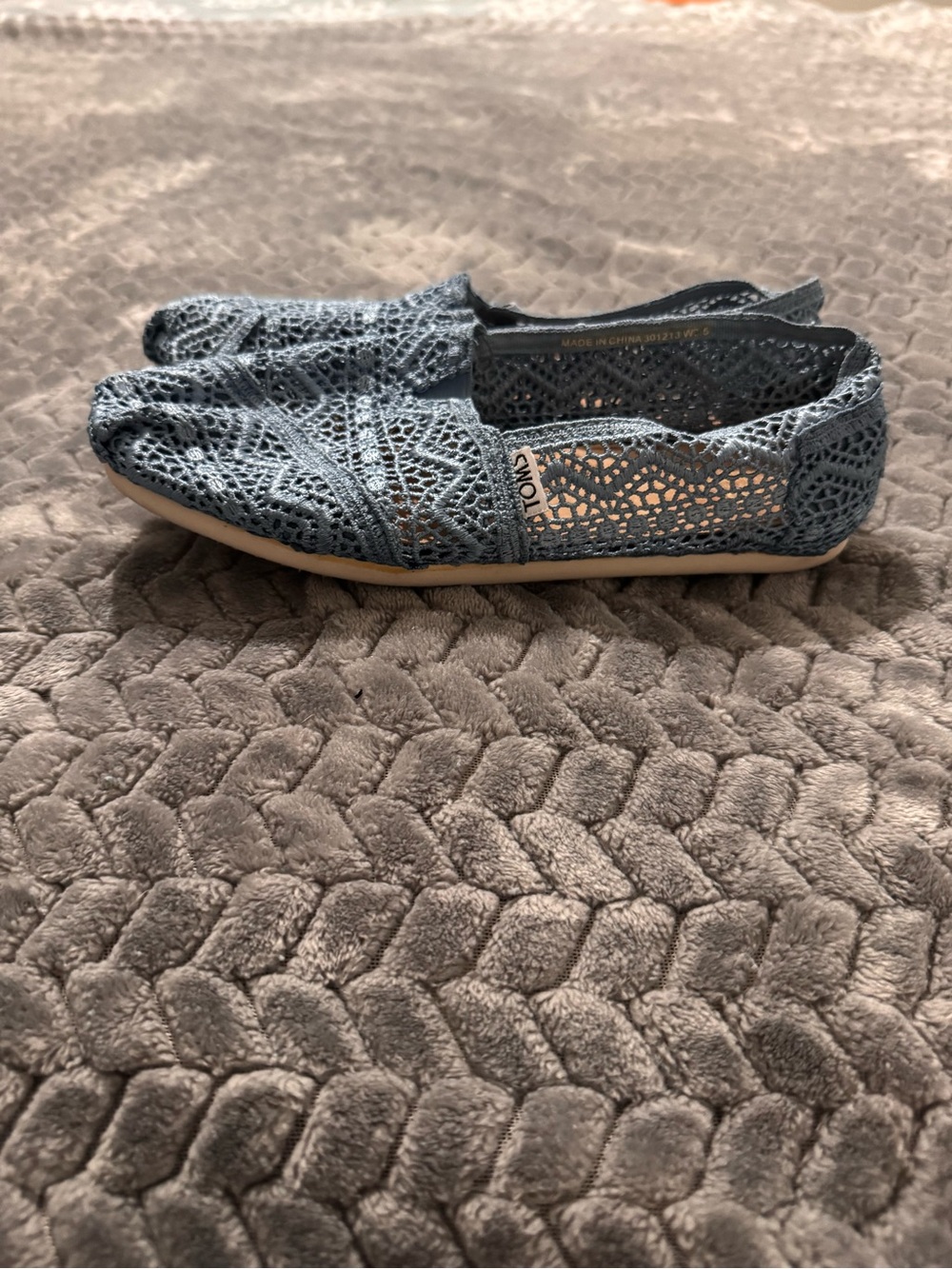 Toms Women’s Light Blue Crochet Slip-On Flats - Picture 2 of 6